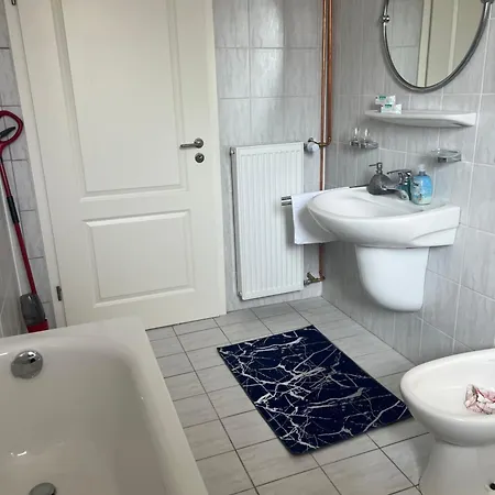 2 In Duisburg-mitte, Altstadt Apartment Duisburg